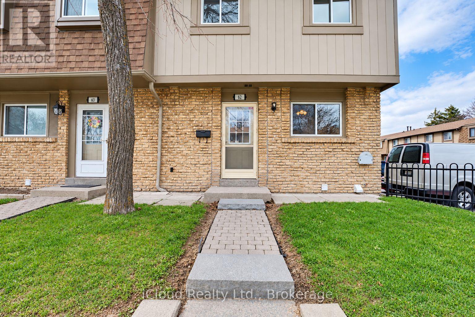 62 - 81 HANSEN ROAD, Brampton, Ontario