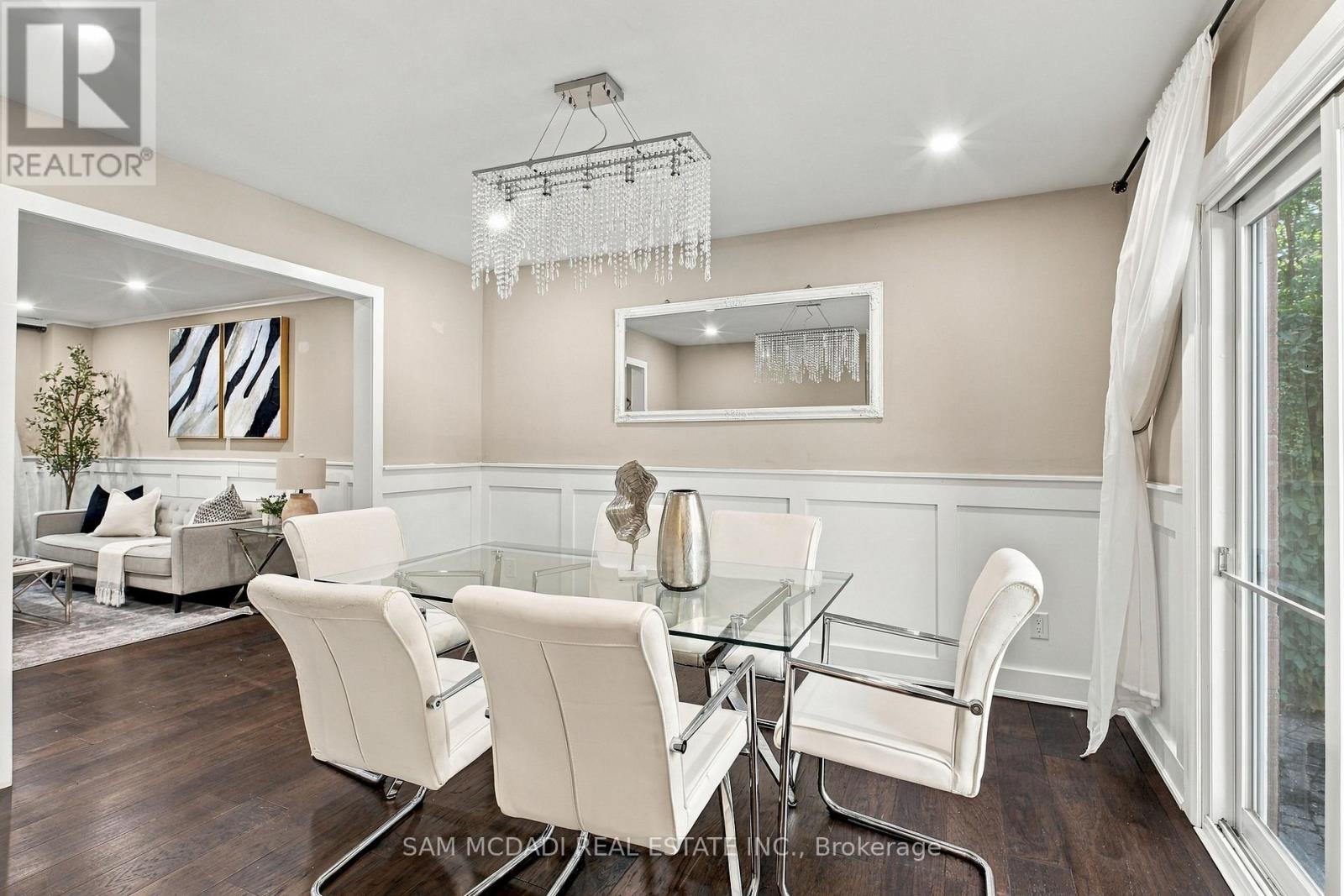 2087 Mayflower Boulevard, Oakville, Ontario  L6H 4E8 - Photo 12 - W13844904
