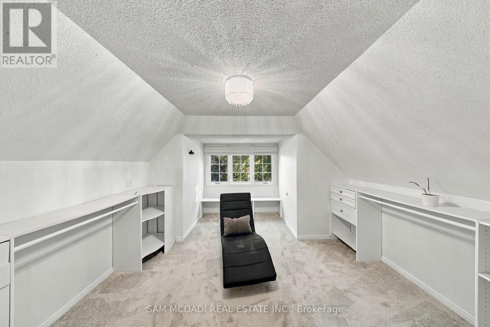 2087 Mayflower Boulevard, Oakville, Ontario  L6H 4E8 - Photo 21 - W13844904
