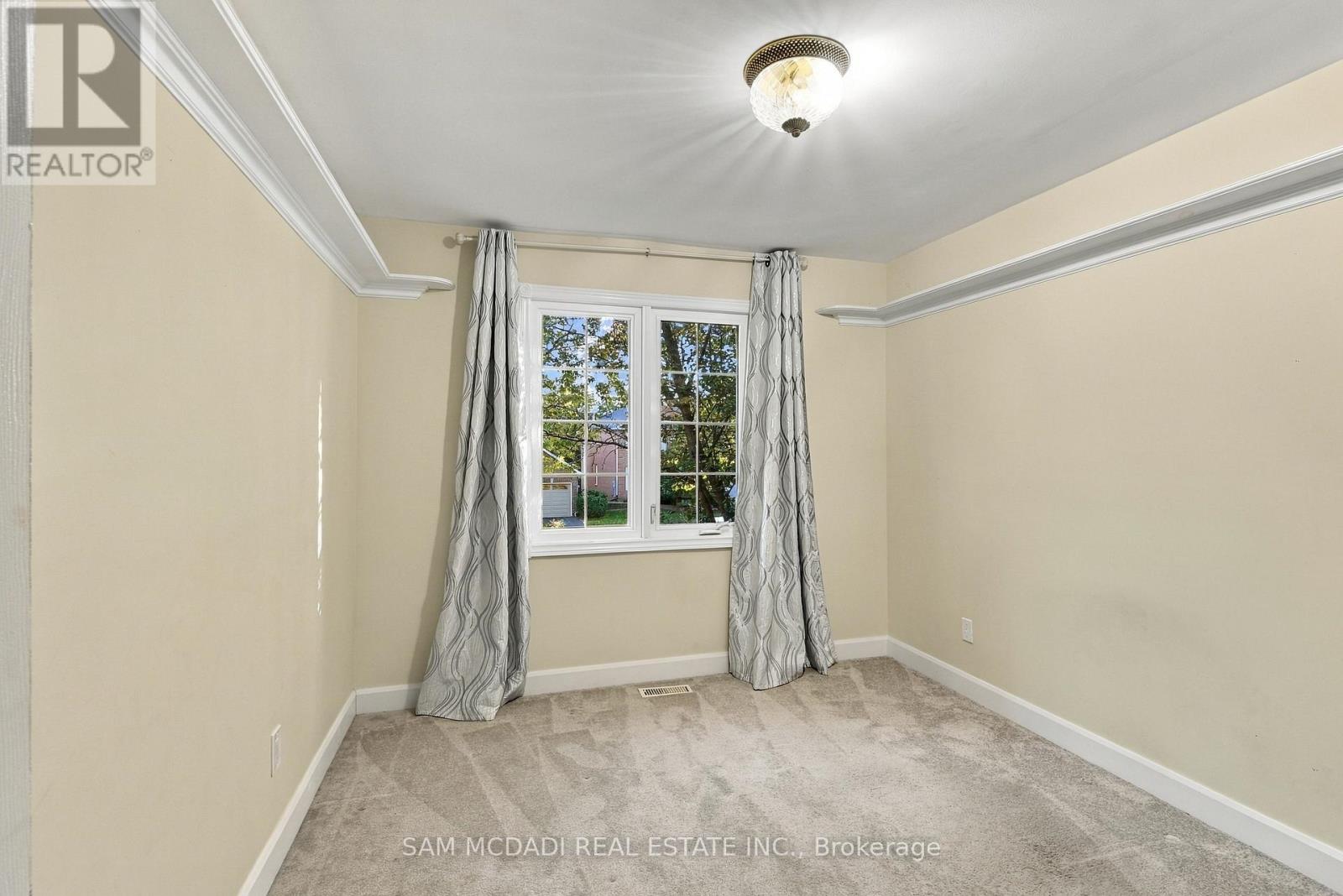 2087 Mayflower Boulevard, Oakville, Ontario  L6H 4E8 - Photo 29 - W13844904