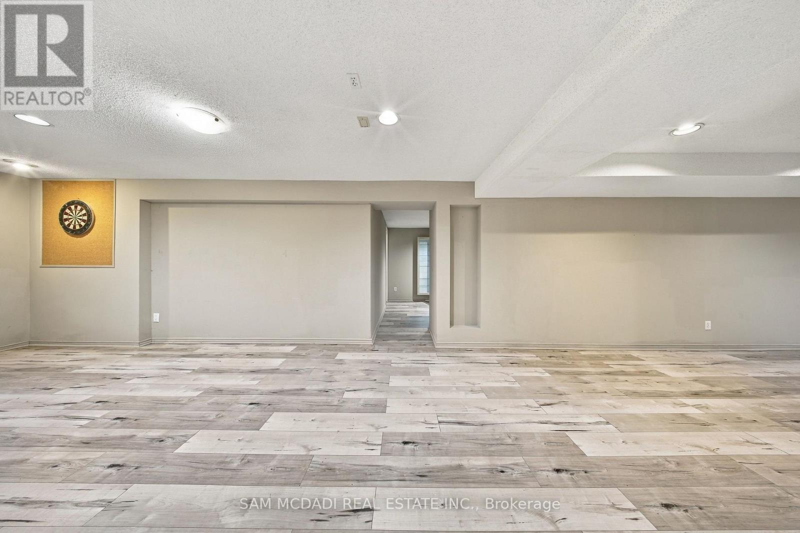 2087 Mayflower Boulevard, Oakville, Ontario  L6H 4E8 - Photo 35 - W13844904