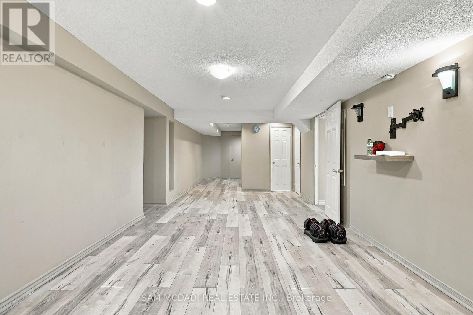 2087 Mayflower Boulevard, Oakville, Ontario  L6H 4E8 - Photo 36 - W13844904