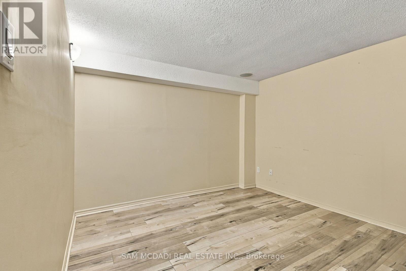 2087 Mayflower Boulevard, Oakville, Ontario  L6H 4E8 - Photo 38 - W13844904