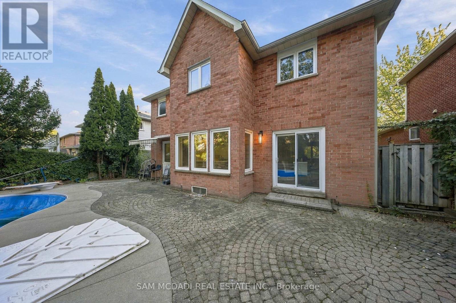 2087 Mayflower Boulevard, Oakville, Ontario  L6H 4E8 - Photo 44 - W13844904