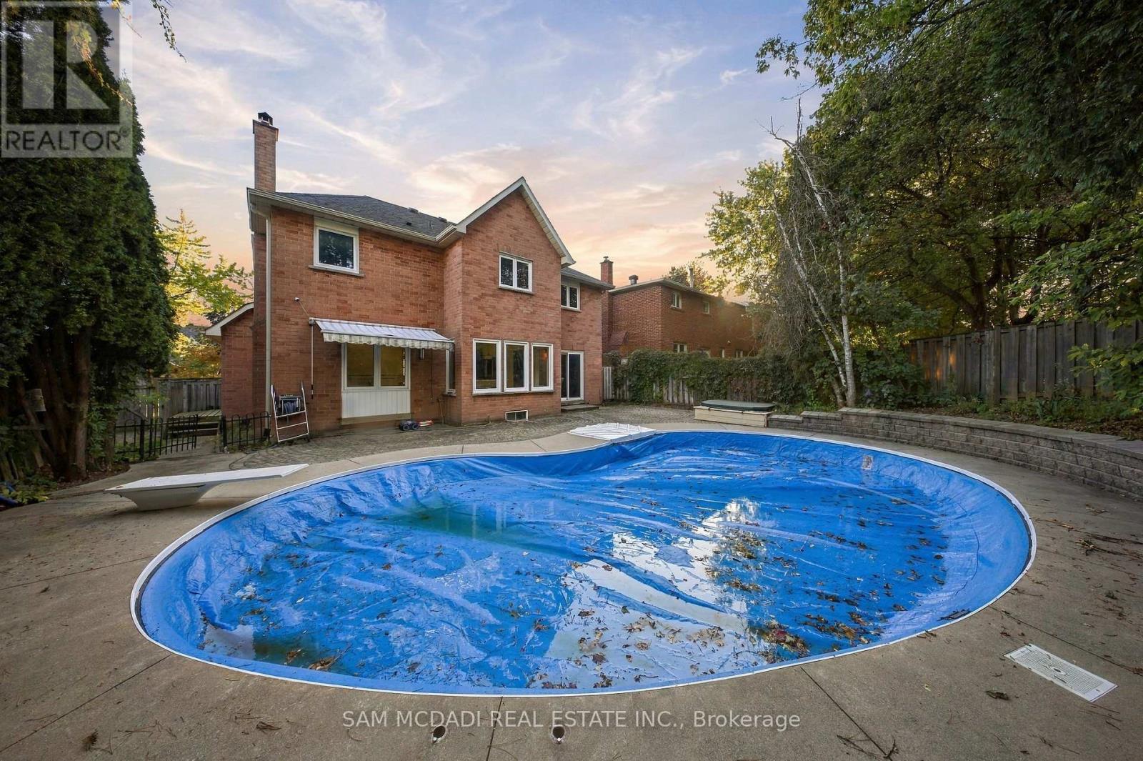 2087 Mayflower Boulevard, Oakville, Ontario  L6H 4E8 - Photo 47 - W13844904