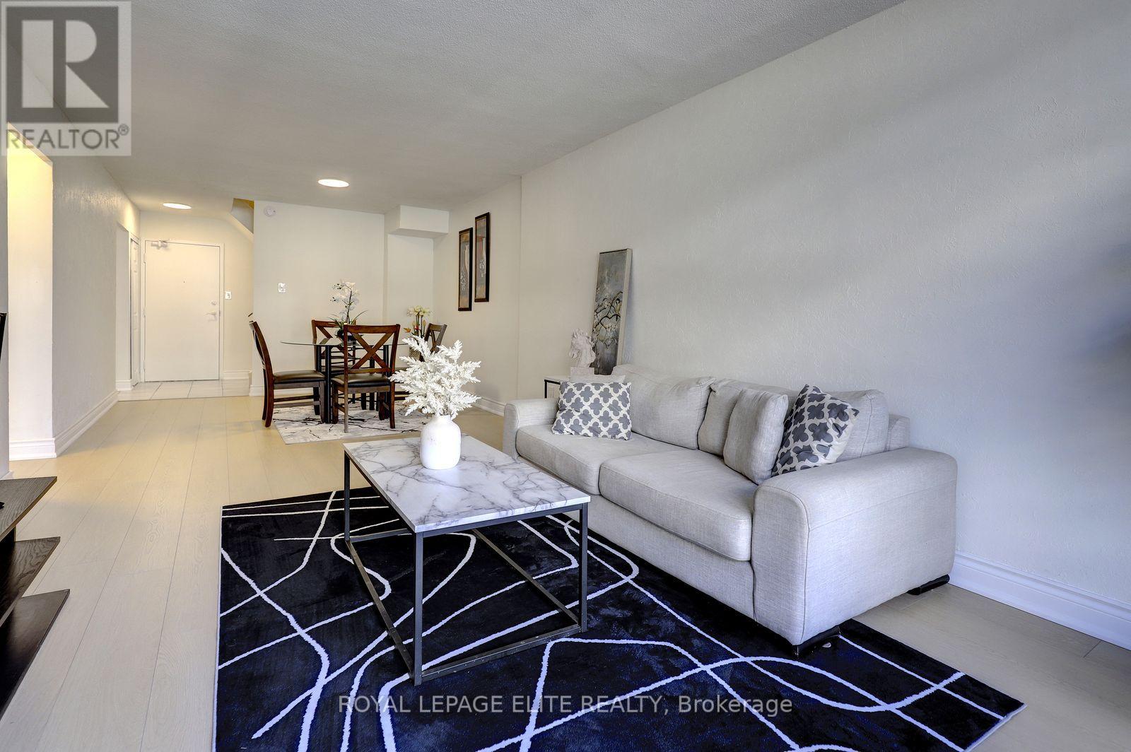 250 - 2 Valhalla Inn Road, Toronto, Ontario  M9B 6C3 - Photo 11 - W13844930