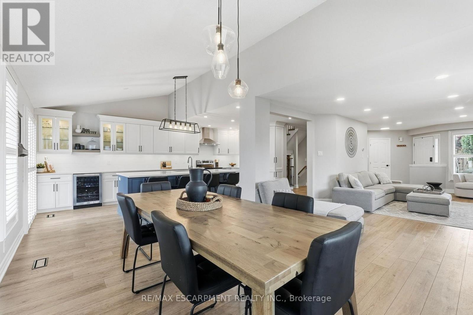 4109 Forest Run Avenue, Burlington, Ontario  L7M 4L7 - Photo 13 - W13844934