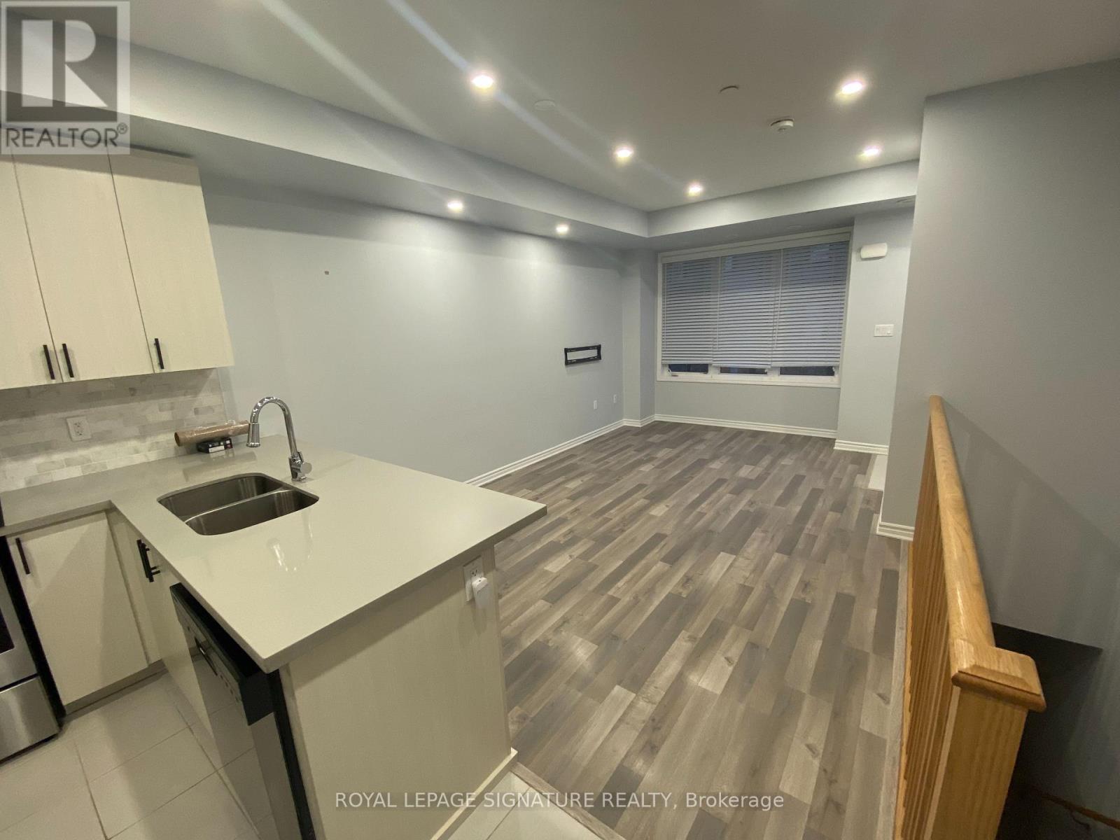 5 - 2285 Mcnab Lane, Mississauga, Ontario  L5J 0B3 - Photo 2 - W13844944