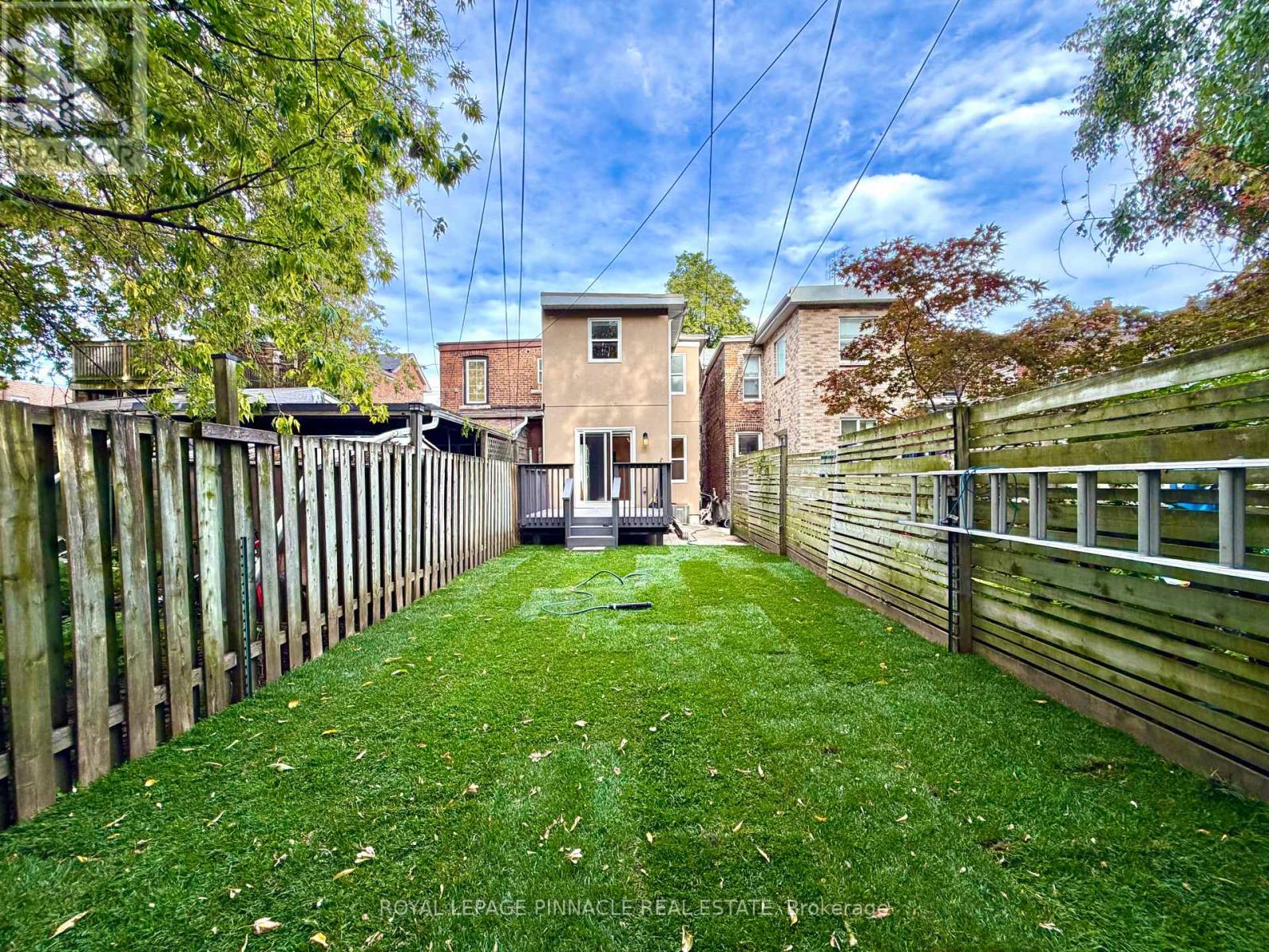 Main - 148 Campbell Avenue, Toronto, Ontario  M6P 3V2 - Photo 22 - W13844988