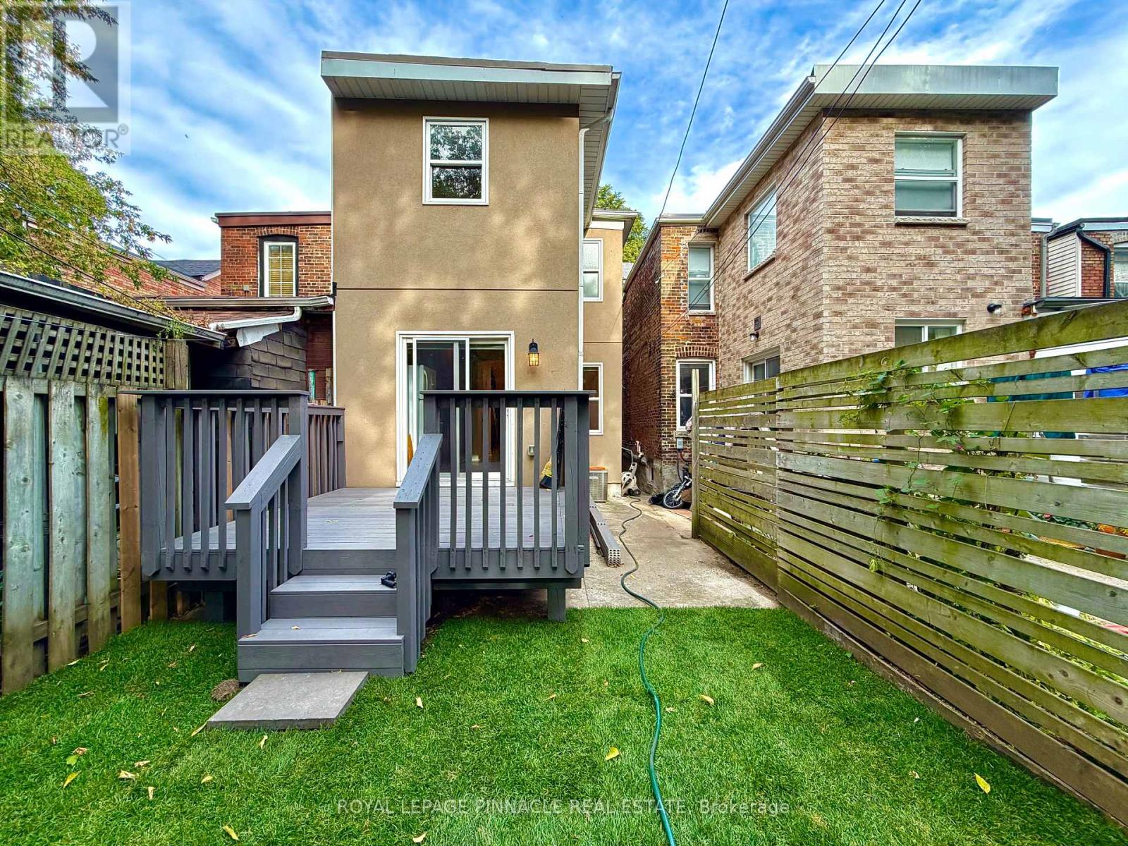 Main - 148 Campbell Avenue, Toronto, Ontario  M6P 3V2 - Photo 23 - W13844988