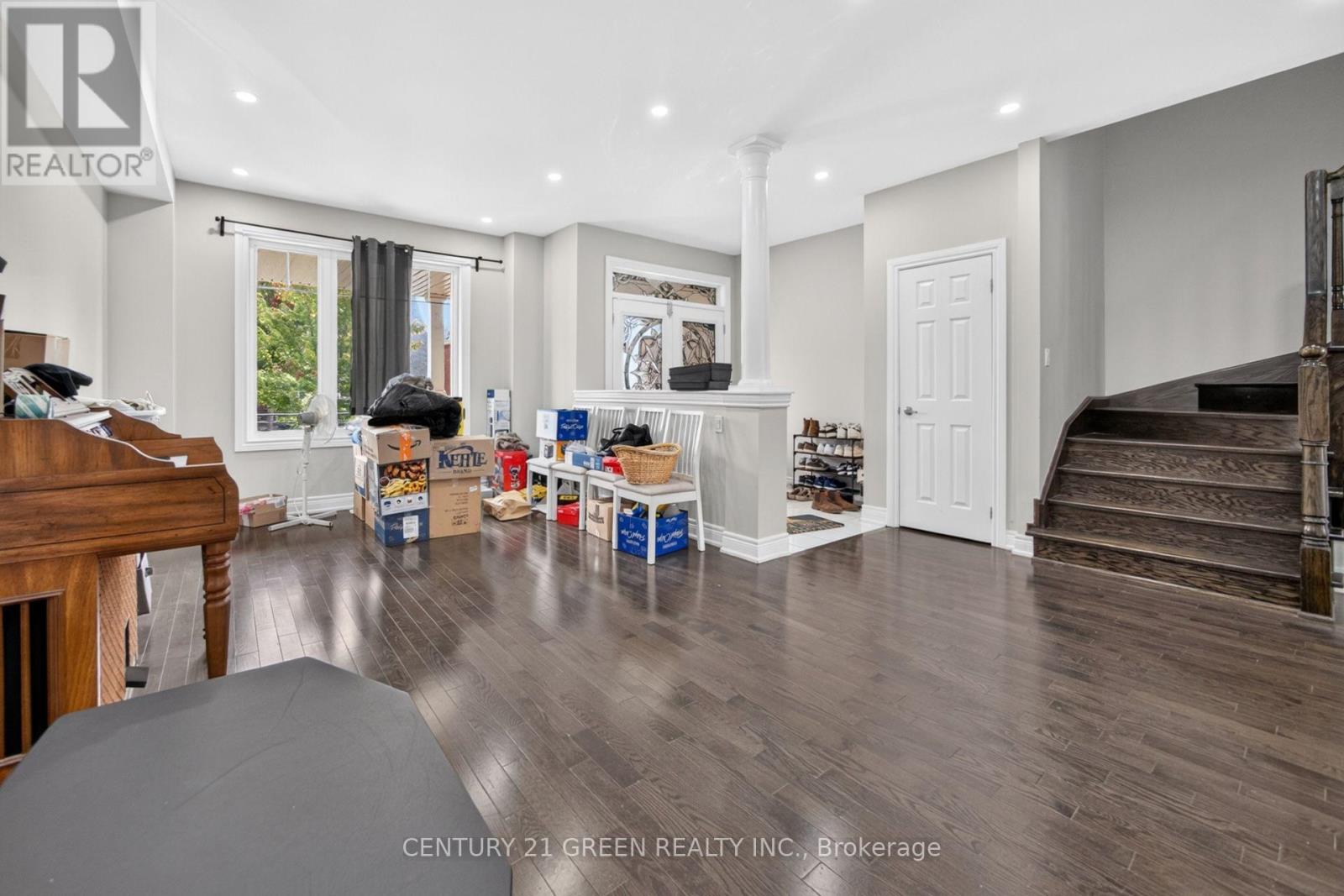 32 Attraction Drive, Brampton, Ontario  L6Y 2Z8 - Photo 6 - W13845002