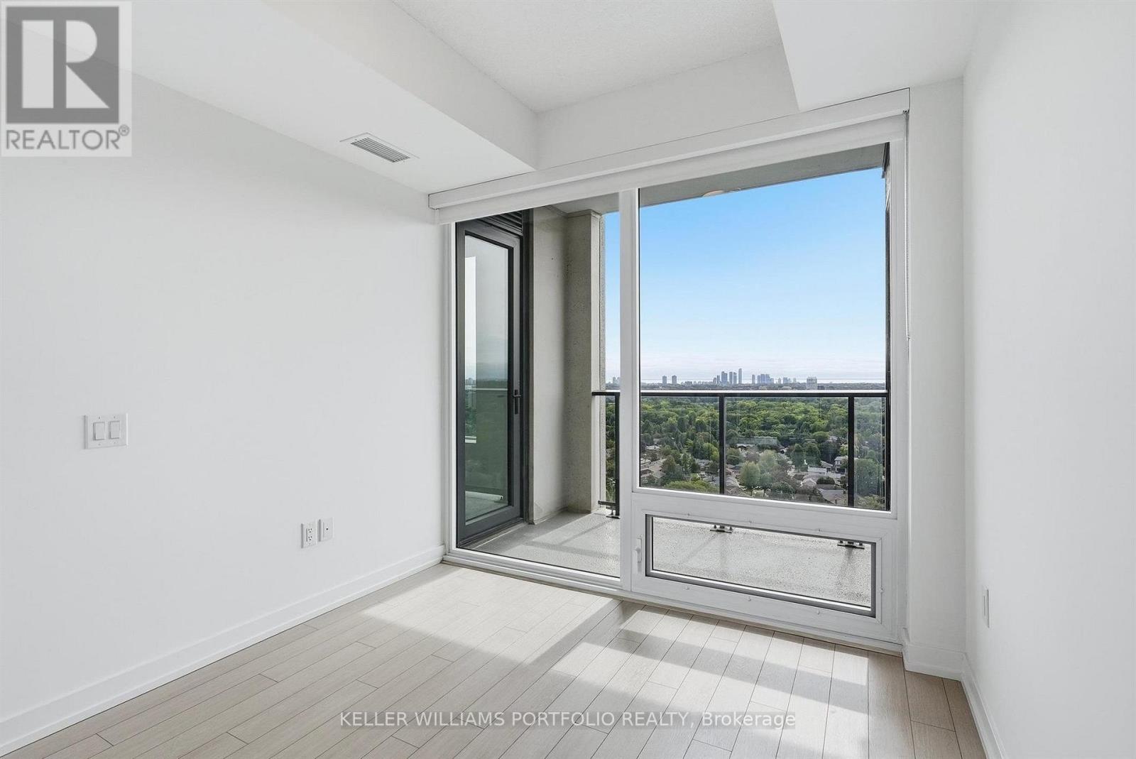 2009 - 4010 Eglinton Avenue W, Toronto, Ontario  M9A 0G5 - Photo 16 - W13845076