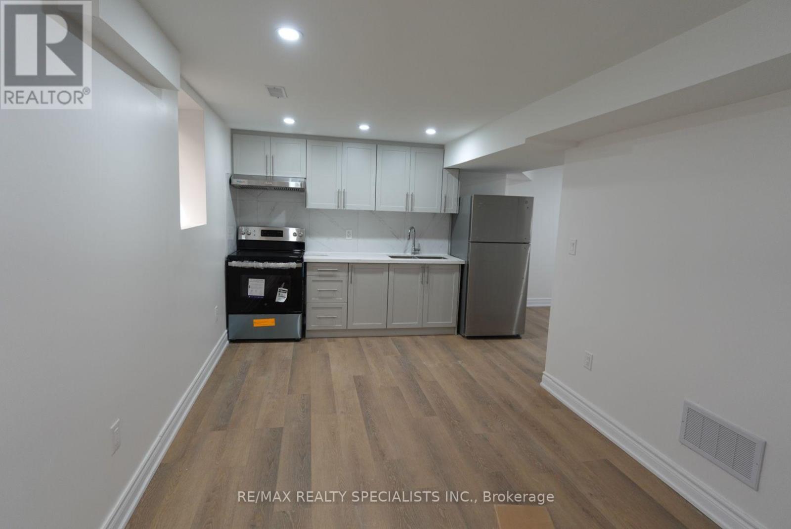 Basement - 6287 Lisgar Drive, Mississauga, Ontario  L5N 7V1 - Photo 8 - W13845094