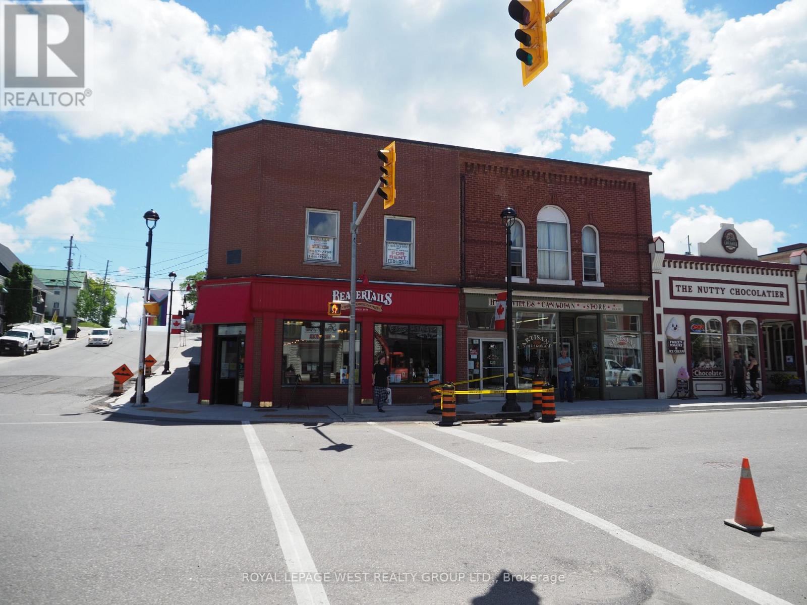 69 MAIN STREET E, Huntsville, Ontario