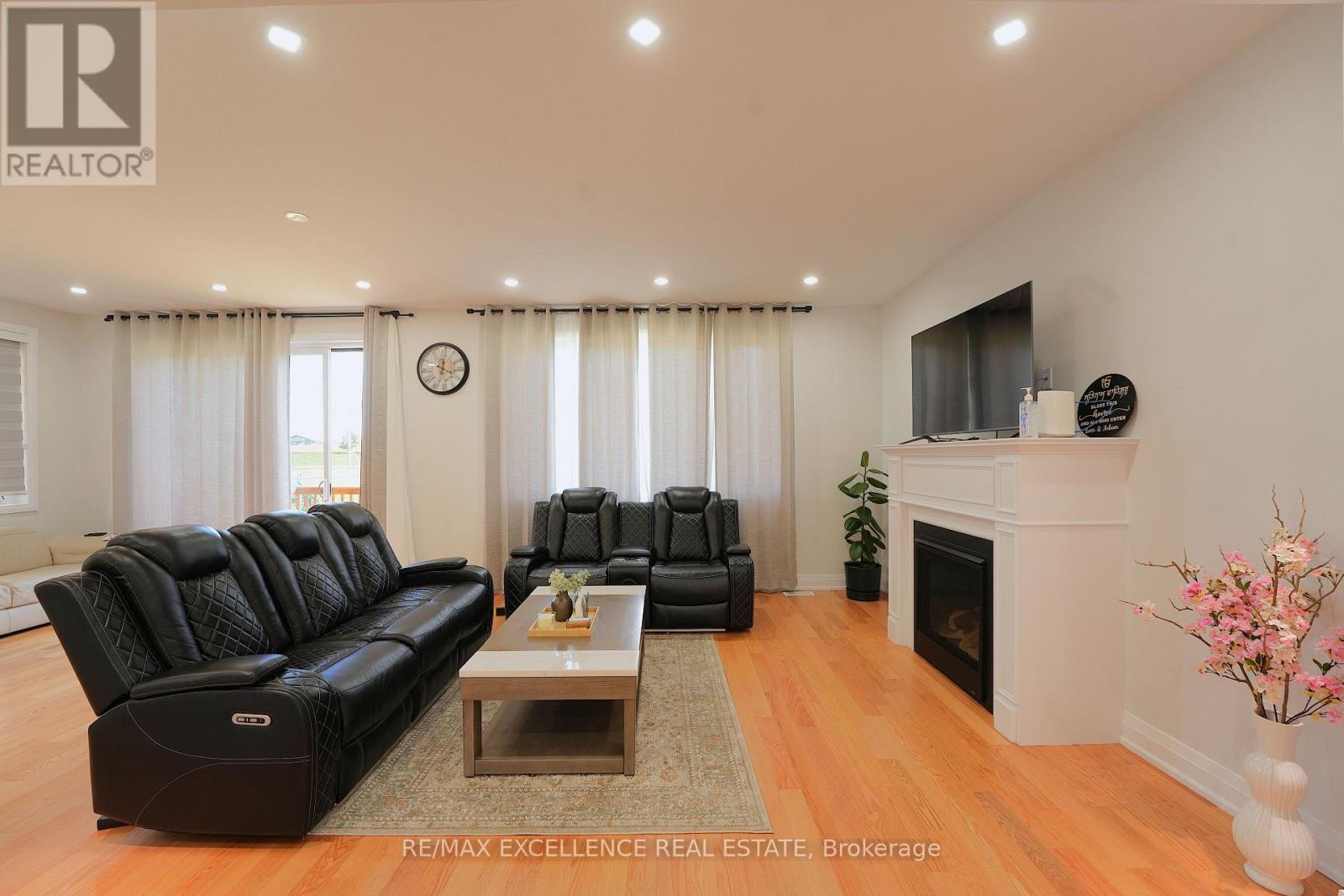 851 Queenston Boulevard, Woodstock, Ontario  N4T 0N7 - Photo 10 - X13845000