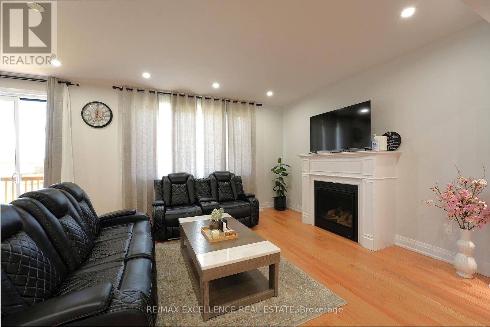 851 Queenston Boulevard, Woodstock, Ontario  N4T 0N7 - Photo 13 - X13845000