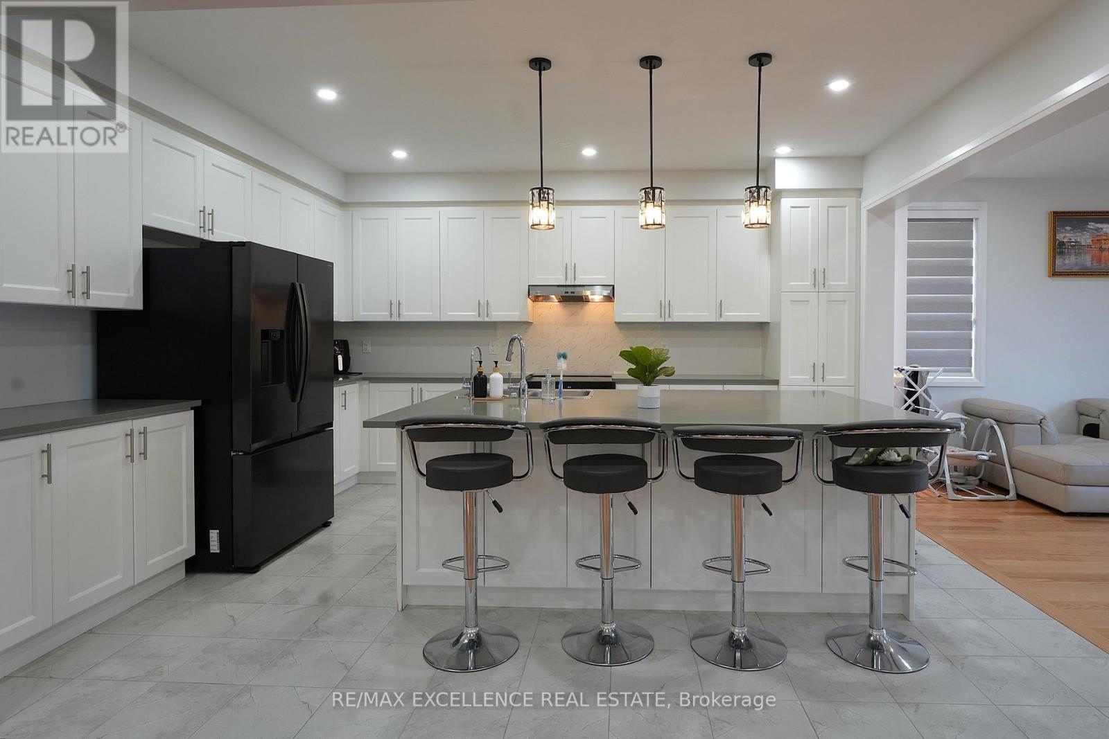851 Queenston Boulevard, Woodstock, Ontario  N4T 0N7 - Photo 4 - X13845000