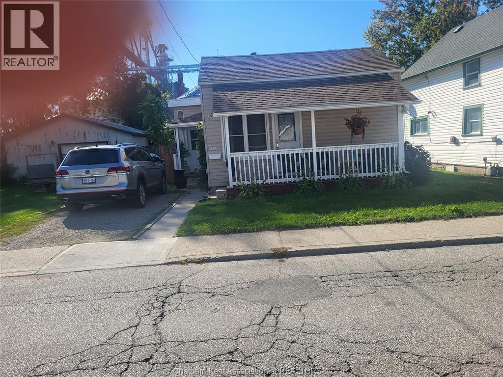 36 Degge Street, Chatham, Ontario  N7M 4X2 - Photo 1 - 26024024