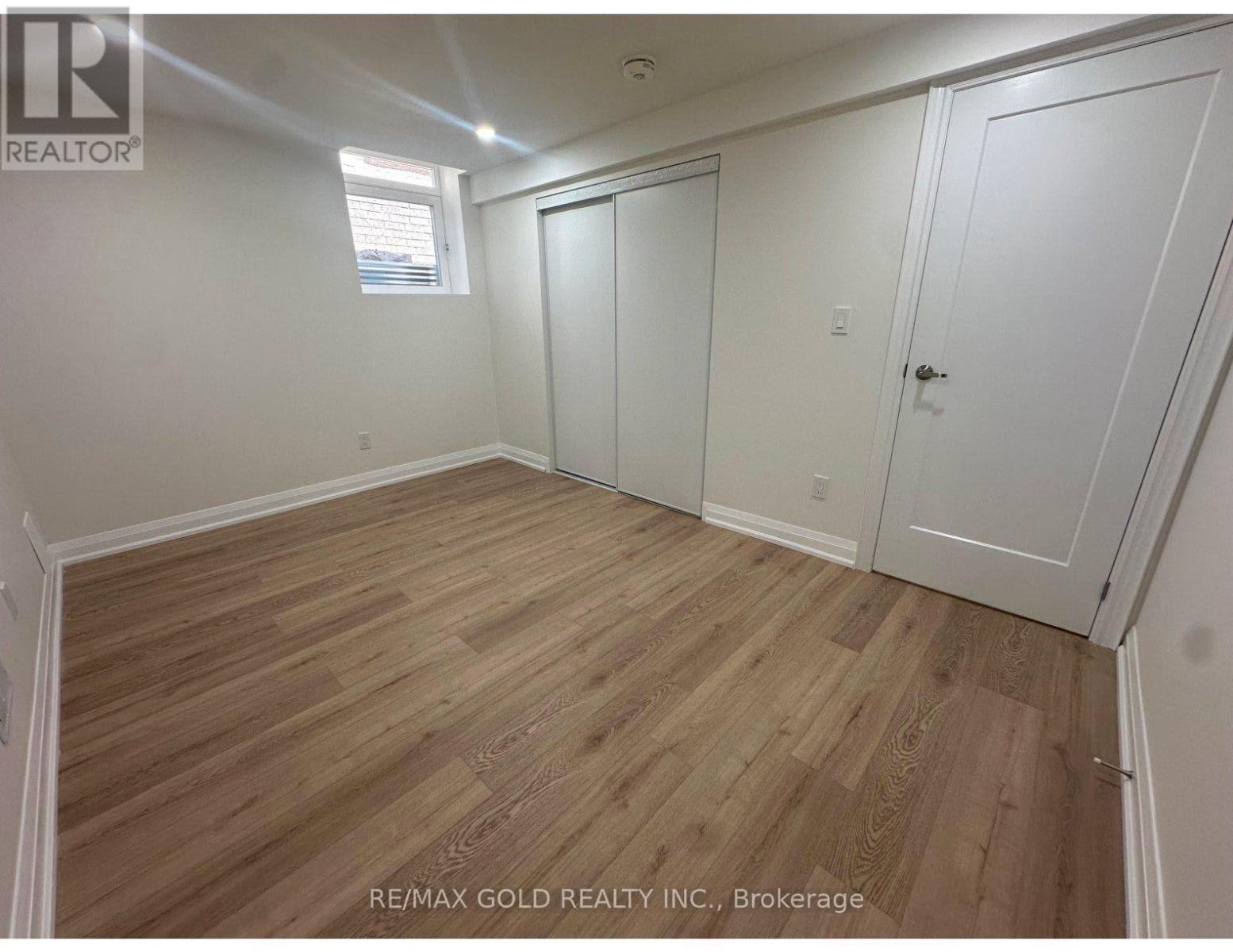 Lower Level - 18 Hullen Crescent, Toronto, Ontario  M9W 7C1 - Photo 3 - W13578014