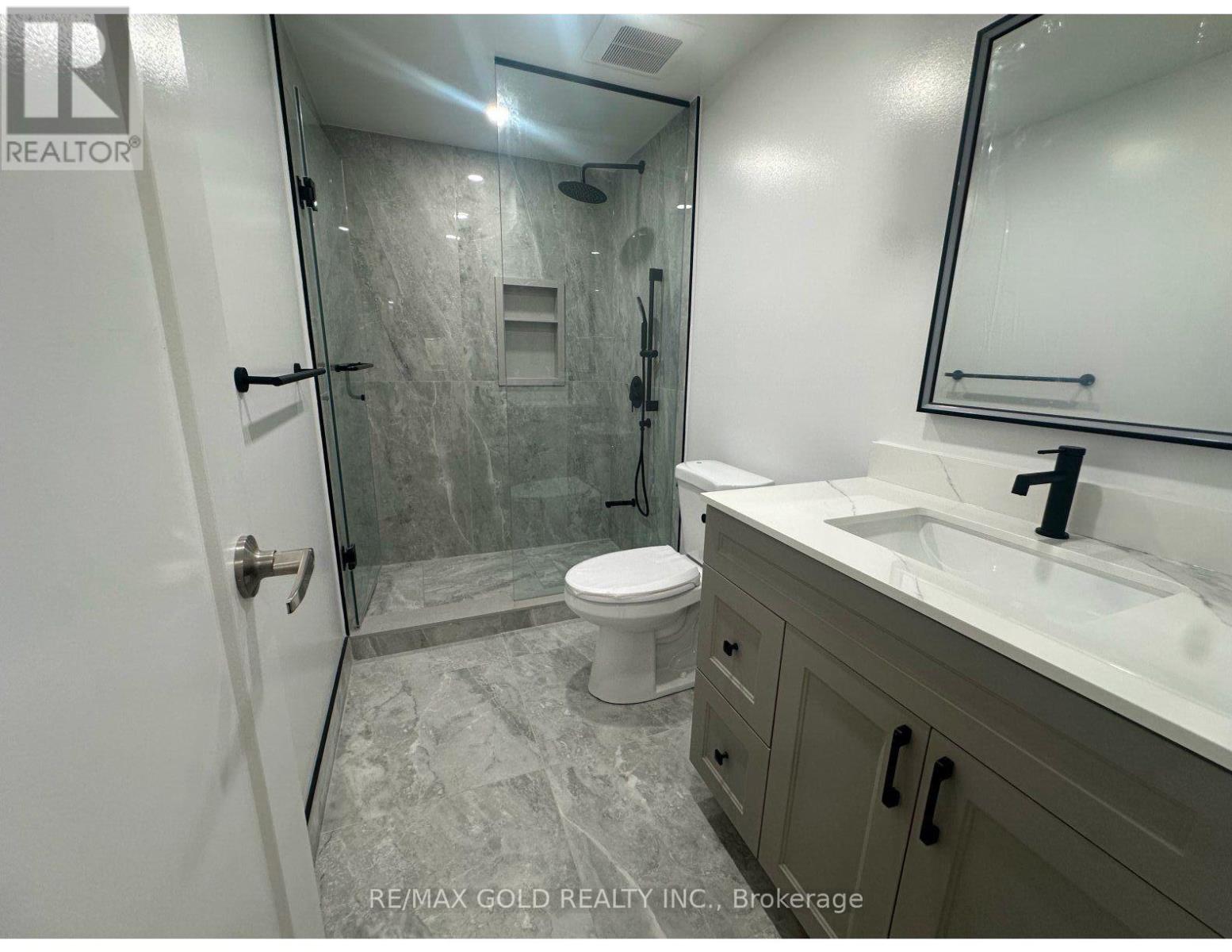 Lower Level - 18 Hullen Crescent, Toronto, Ontario  M9W 7C1 - Photo 5 - W13578014