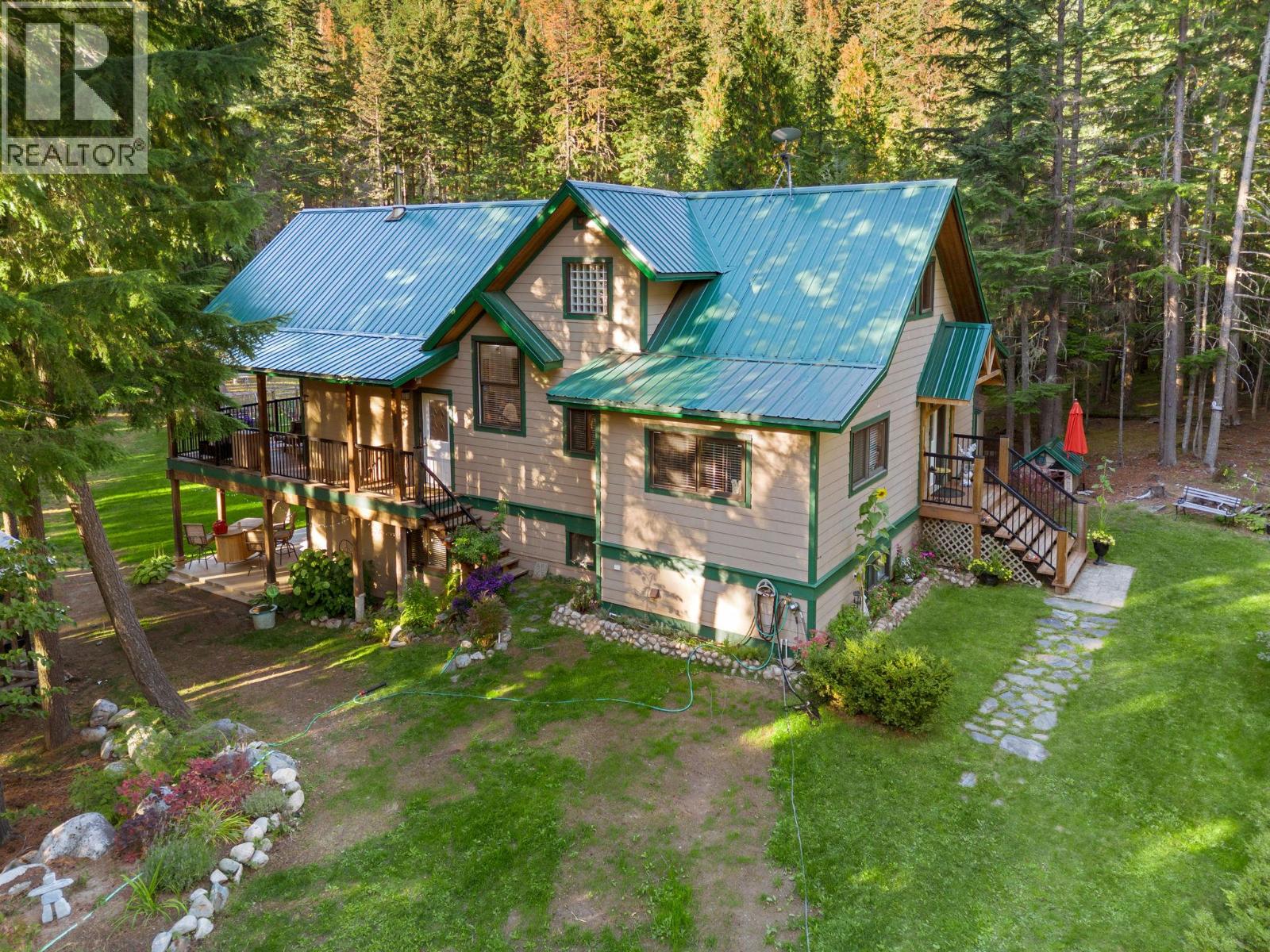 720 East Wilson Creek Road, Rosebery, British Columbia  V0G 1S1 - Photo 2 - 10402216