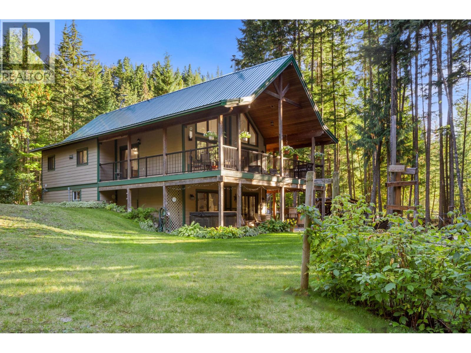 720 East Wilson Creek Road, Rosebery, British Columbia  V0G 1S1 - Photo 3 - 10402216