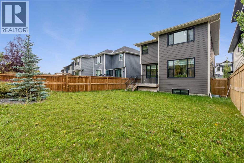 125 Harvest Hills Way NE
