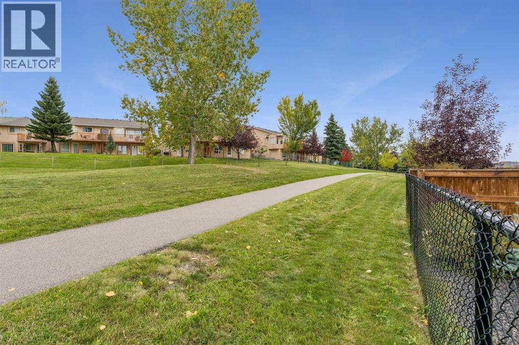 125 Harvest Hills Way NE