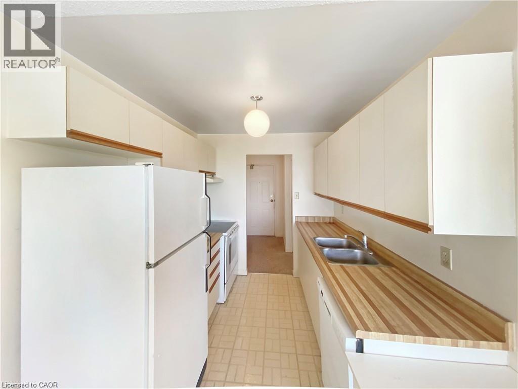 65 Highland Crescent Unit# 502, Kitchener, Ontario N2M 5M8 - Photo 7 - 40863375