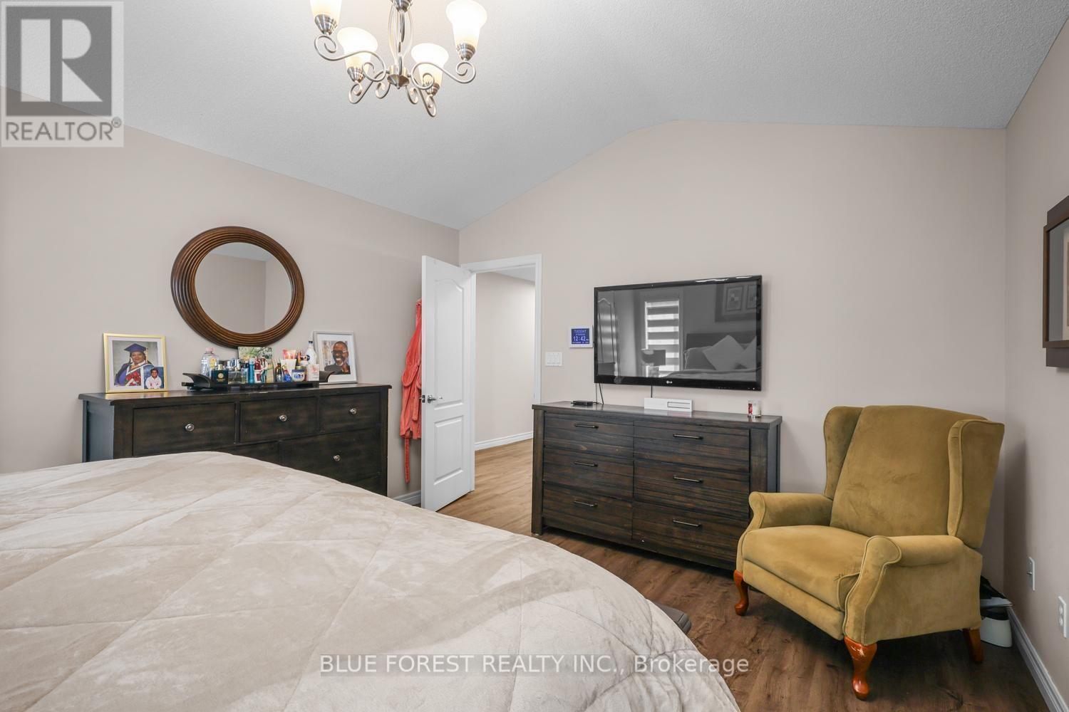 10 Symphony Court, Central Elgin, Ontario  N5P 4K1 - Photo 19 - X13845226