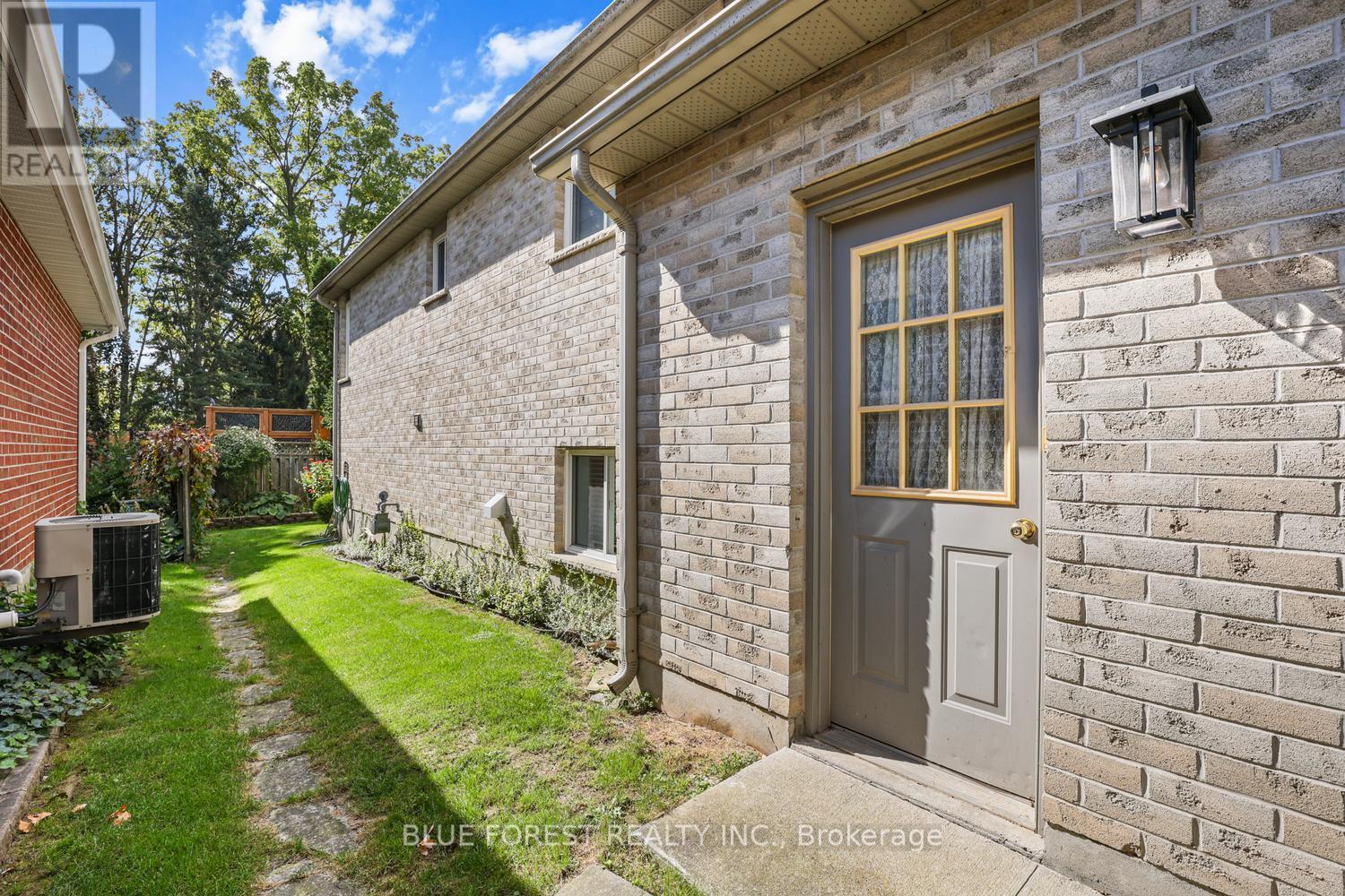 10 Symphony Court, Central Elgin, Ontario  N5P 4K1 - Photo 44 - X13845226