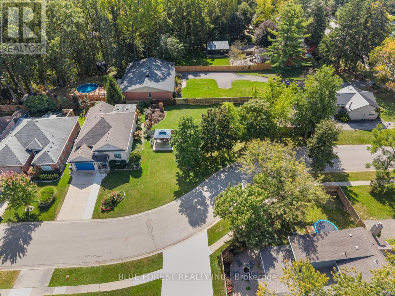 10 Symphony Court, Central Elgin, Ontario  N5P 4K1 - Photo 47 - X13845226