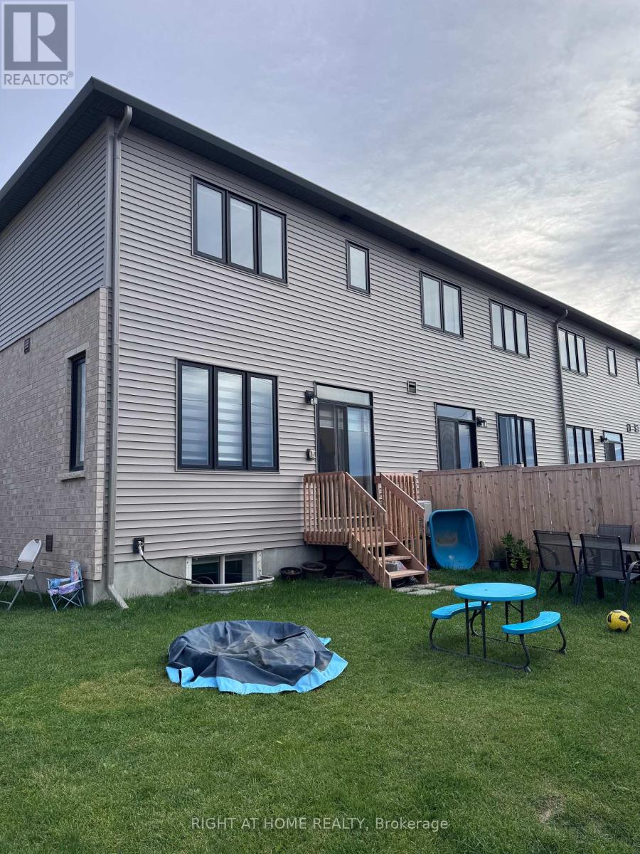 700 Fairline Row, Ottawa, Ontario  K2V 0V7 - Photo 38 - X13845158