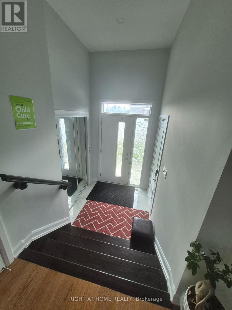 700 Fairline Row, Ottawa, Ontario  K2V 0V7 - Photo 5 - X13845158