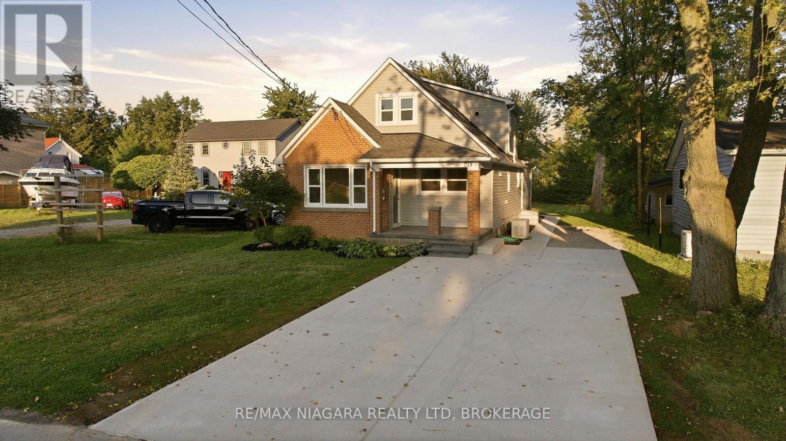 278 Ridge Rd Road S, Fort Erie (Ridgeway), Ontario L0S 1B0 - Photo 3 - X13845128