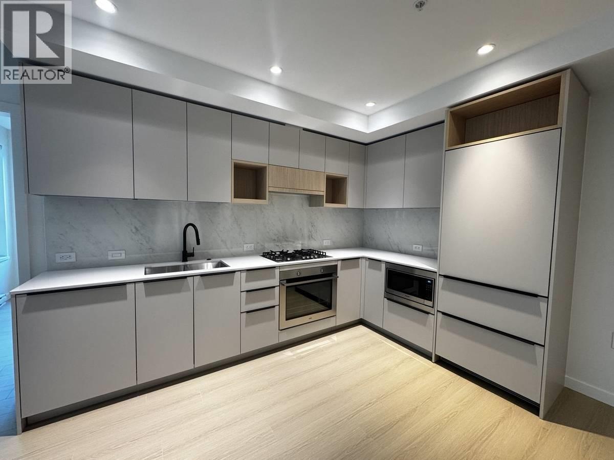 403 2015 ST. JOHNS ST  BC, Port Moody, British Columbia