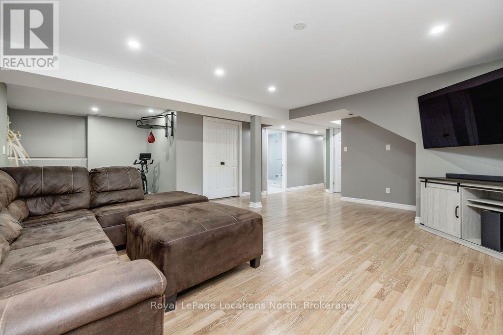 83 Crocus Drive, Wasaga Beach, Ontario  L9Z 2Z7 - Photo 20 - S13845184