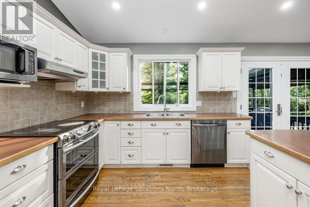 83 Crocus Drive, Wasaga Beach, Ontario  L9Z 2Z7 - Photo 6 - S13845184