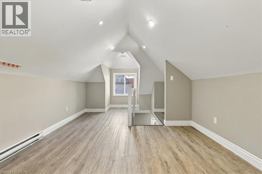 17 Eby Street S Unit# Upper, Kitchener, Ontario N2G 3K6 - Photo 6 - 40866876