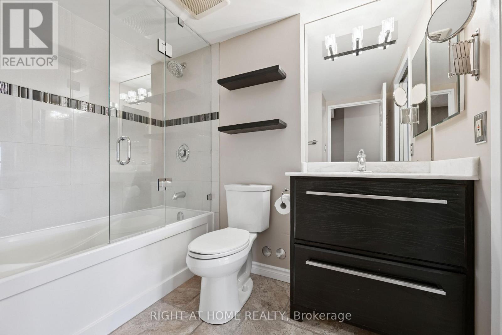 1217 - 268 Ridley Boulevard, Toronto, Ontario  M5M 4N3 - Photo 15 - C13845162