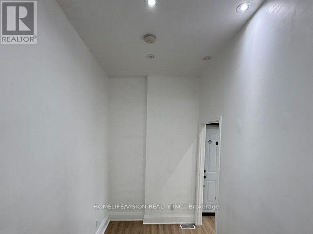 Unit C - 864 Broadview Avenue, Toronto (Playter Estates-Danforth), Ontario  M4K 2R1 - Photo 8 - E13845196