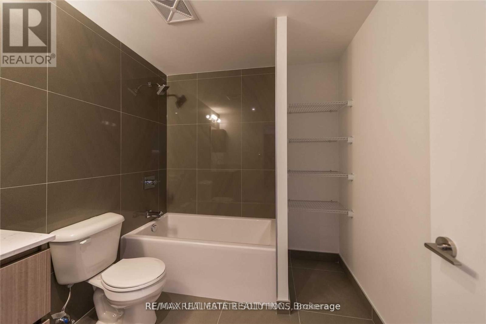 710 - 30 Baseball Place, Toronto, Ontario  M4M 0E8 - Photo 11 - E13845224