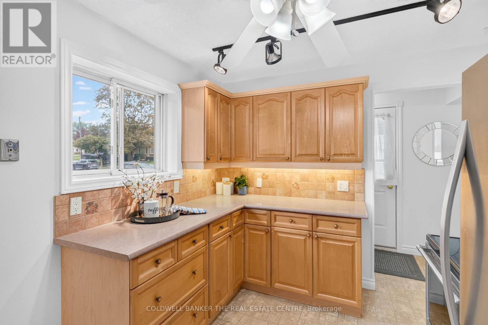 140 Willow Lane, Newmarket, Ontario  L3Y 4J3 - Photo 7 - N13845132