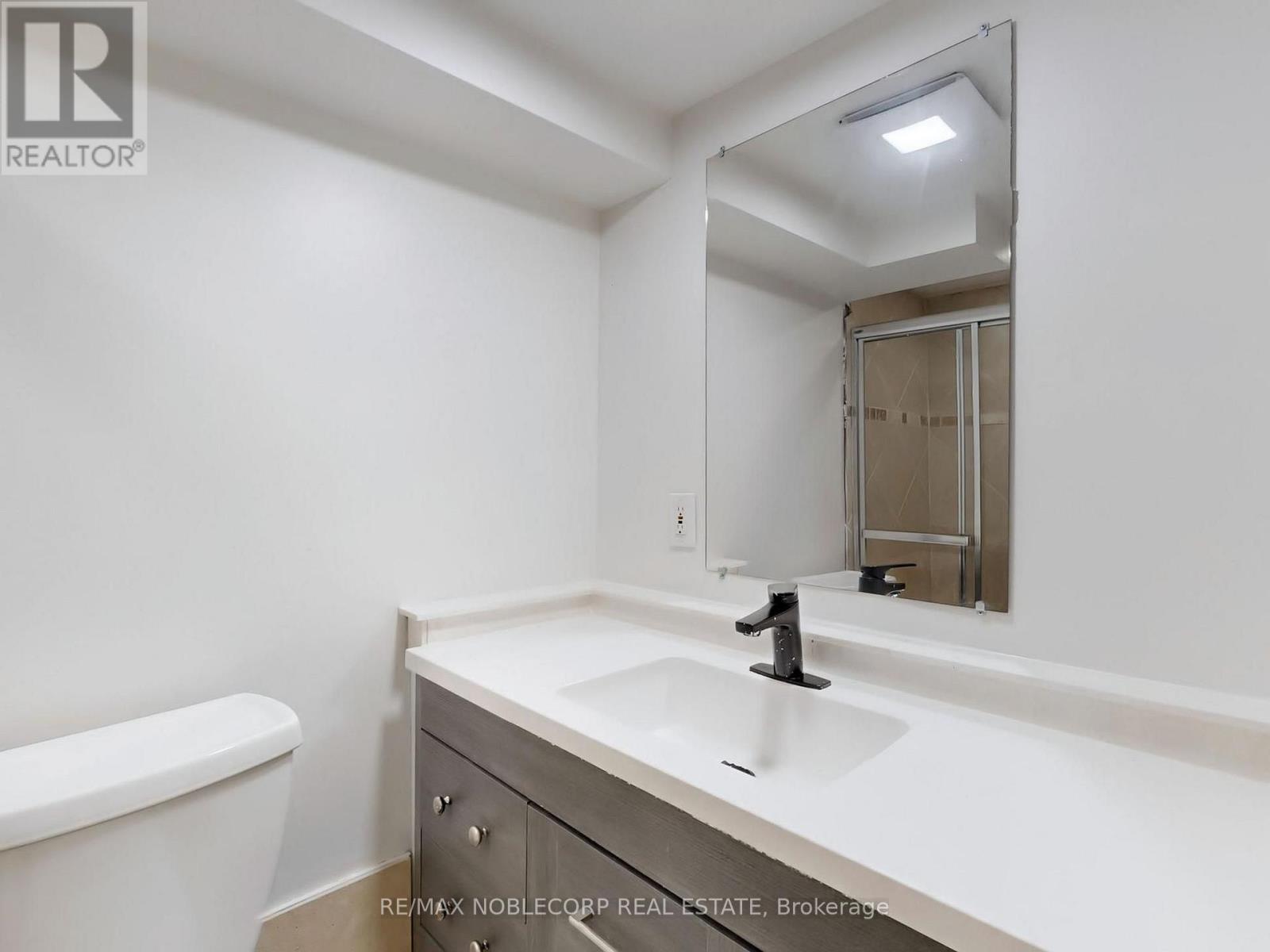 100 Rockport Crescent, Richmond Hill, Ontario  L4C 2L8 - Photo 35 - N13845208