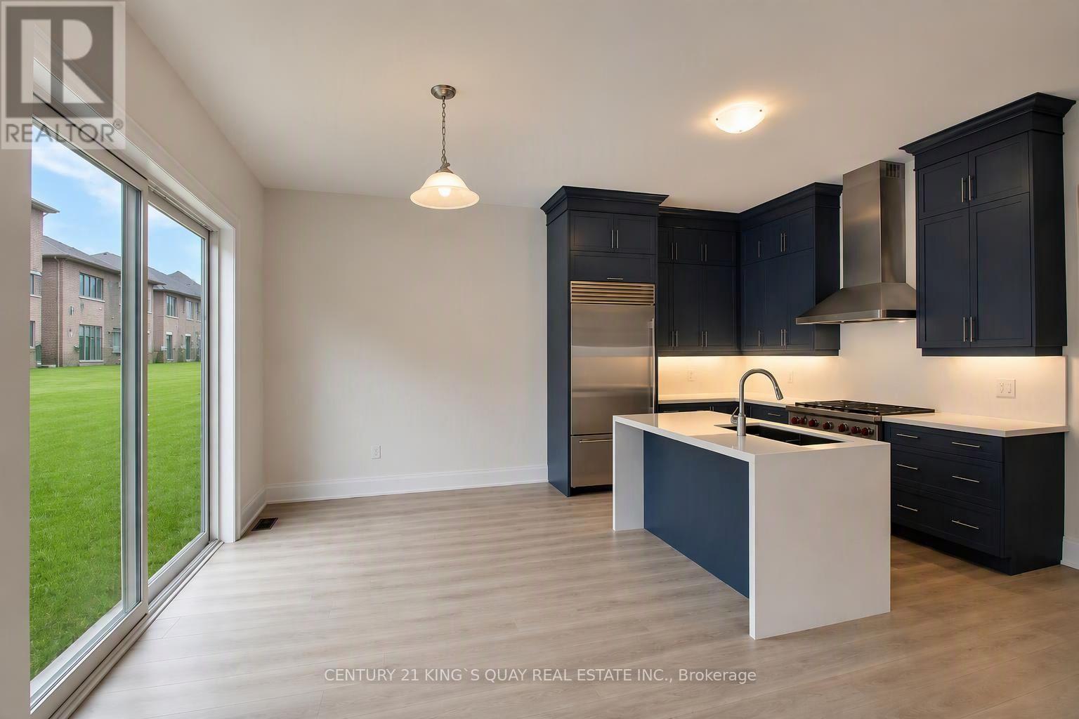 16 Sweet Gale Crescent, Richmond Hill, Ontario  L4E 1K1 - Photo 5 - N13843612