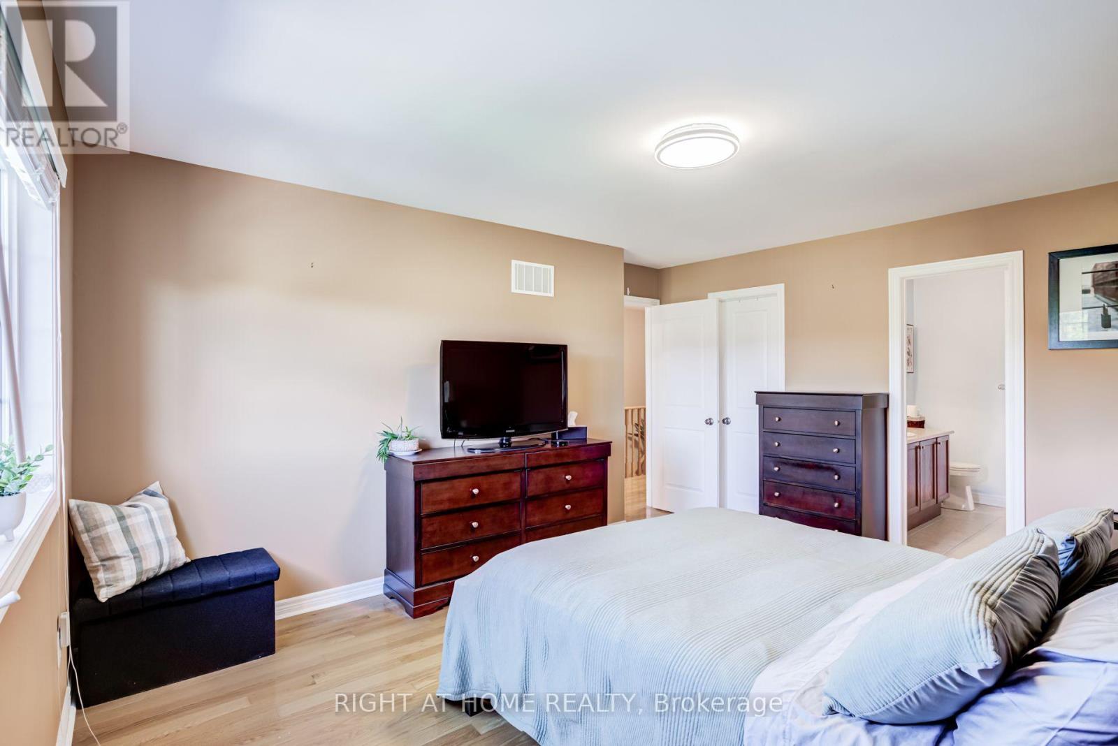 27 Fallis Crescent, Caledon, Ontario  L7C 3R5 - Photo 18 - W13845142