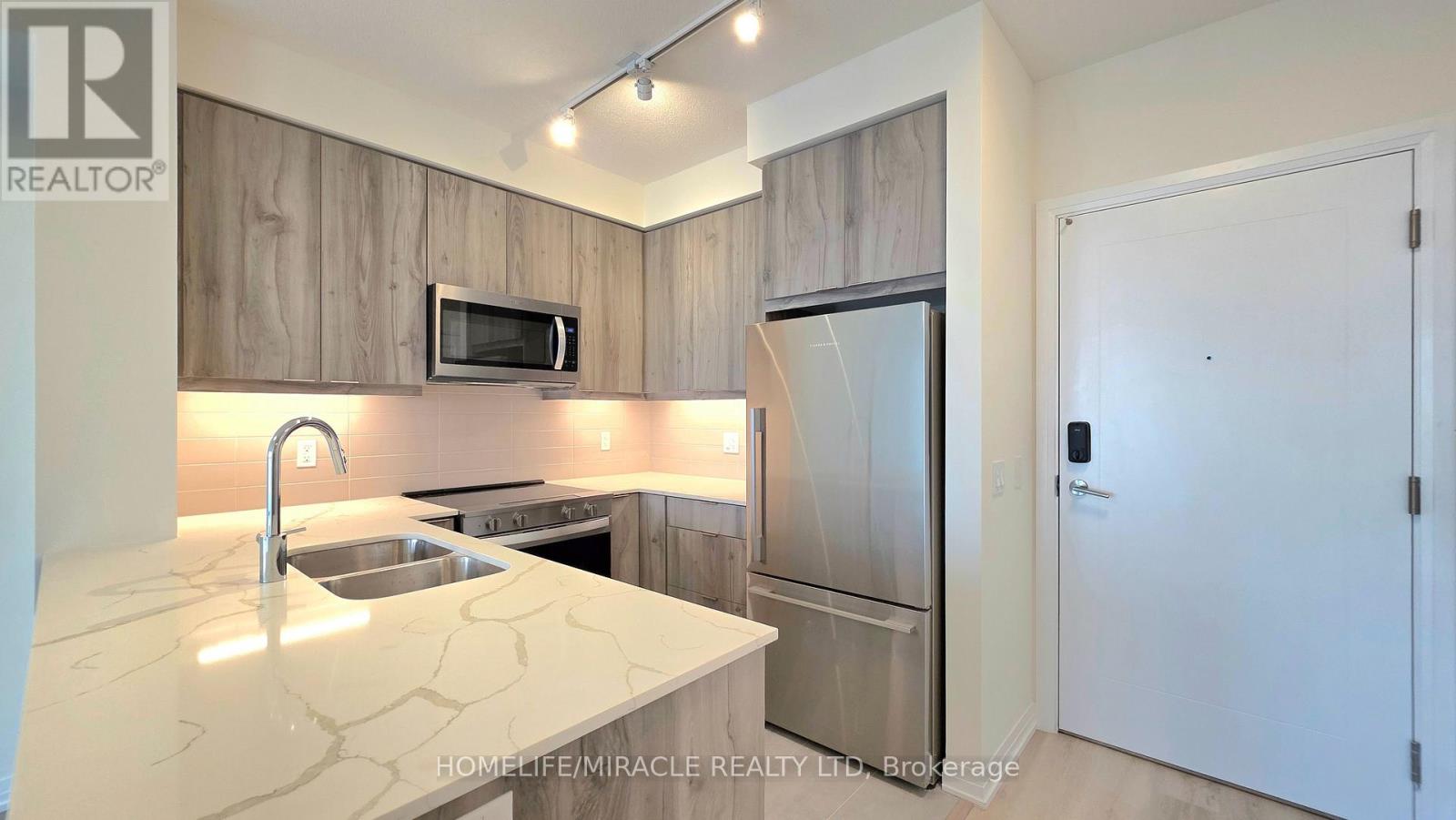 3302 - 15 Watergarden Drive, Mississauga, Ontario  L5R 0H4 - Photo 9 - W13845160