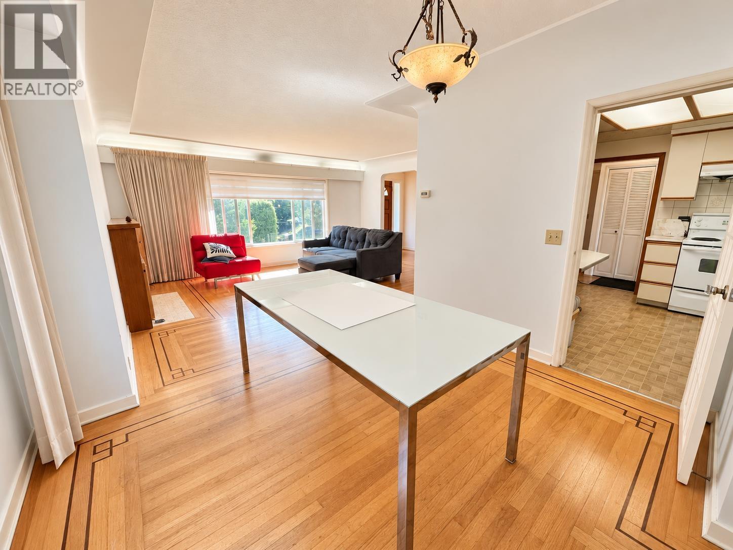1309 Edinburgh Street, New Westminster, British Columbia  V3M 2W1 - Photo 3 - R3151492