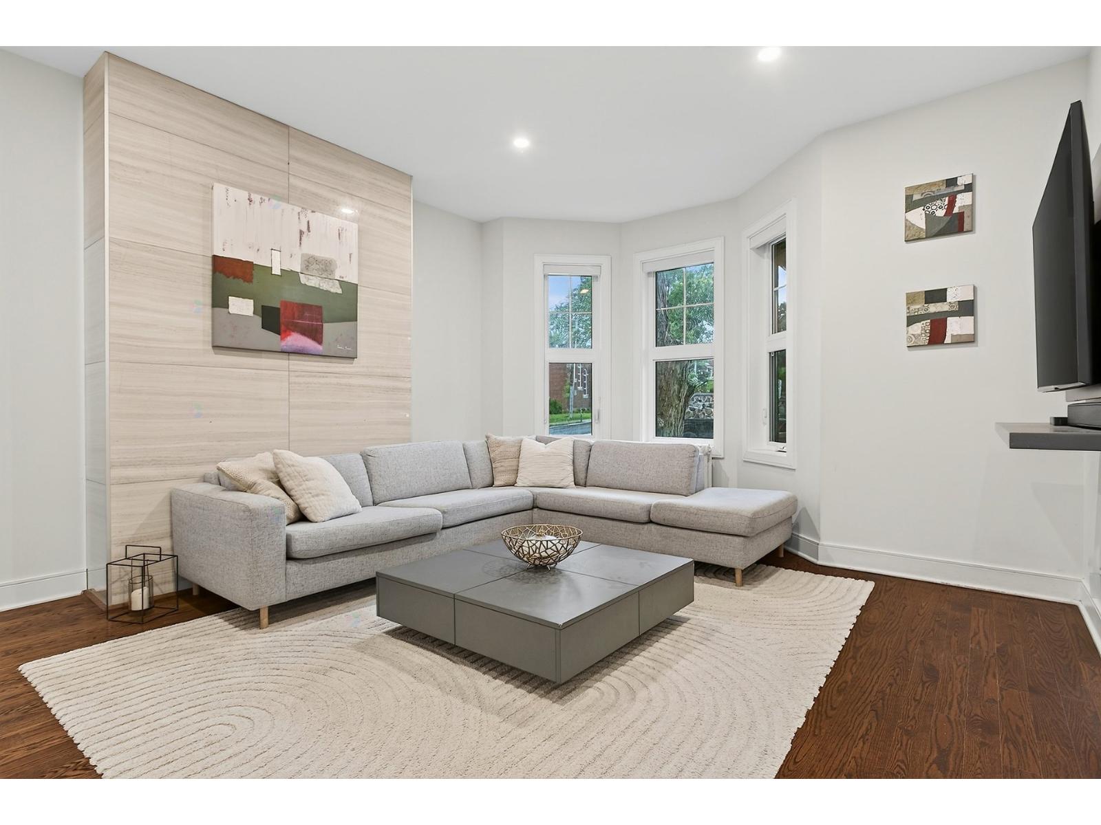 6088 Av. Notre-Dame-de-Grâce Montréal (Côte-des-Neiges/Notre-Dame-de-Grâce) Quebec Canada H4A1N2 2