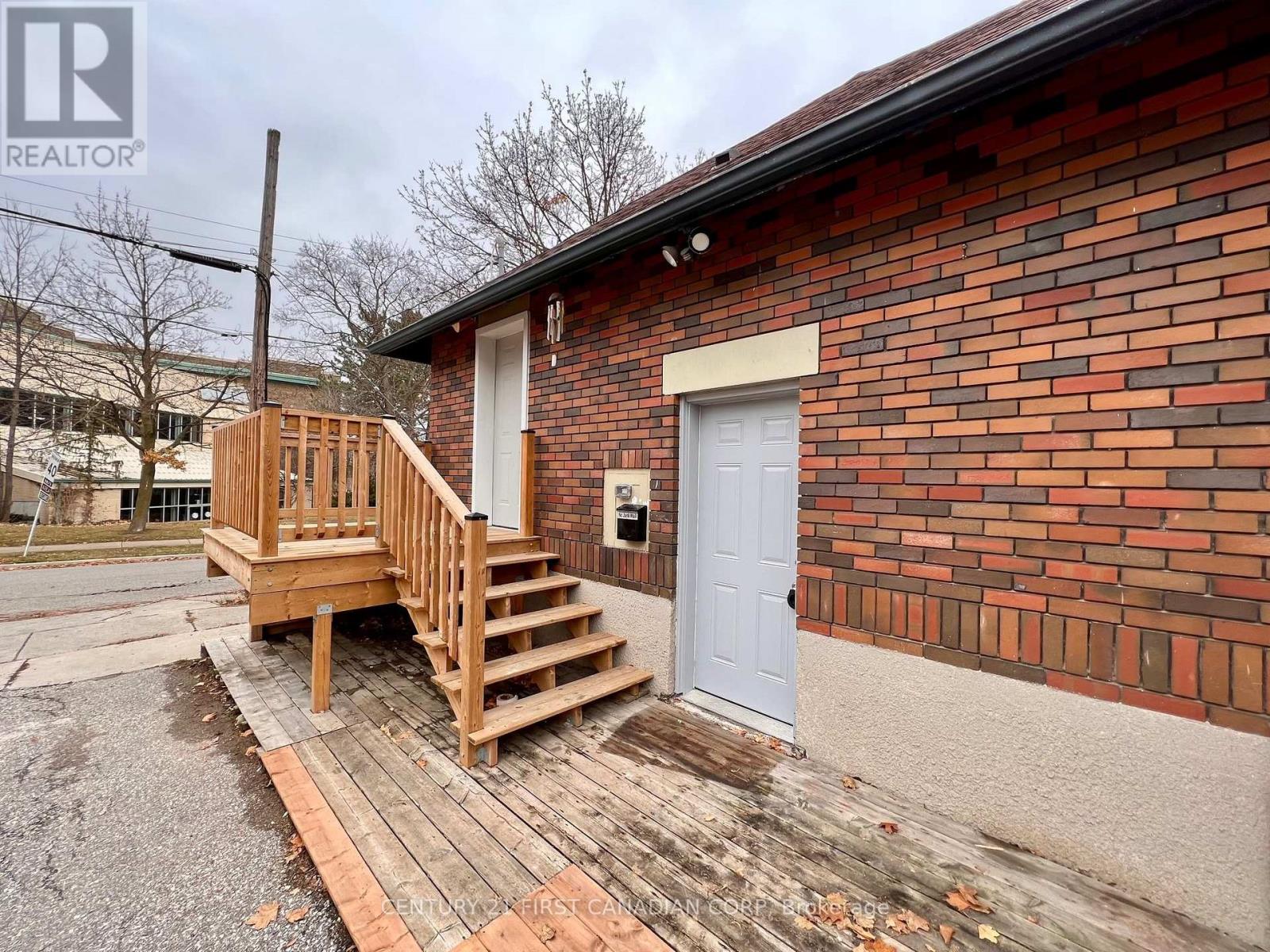 27 Wharncliffe Road S, London South, Ontario  N6J 2J5 - Photo 5 - X13774516